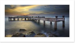 Daybreak at the old pier Art Print 75214812