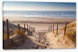 Sandy path to the sea Stretched Canvas 75901490